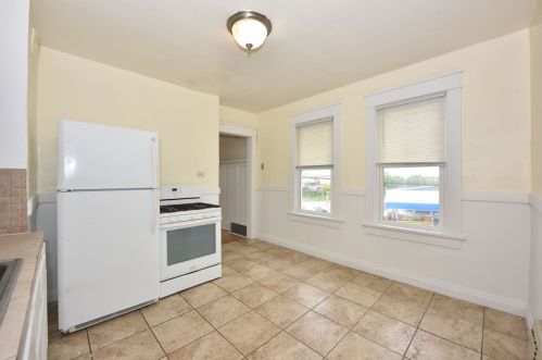 3460 Holton St, Milwaukee WI 53212-2935 exterior