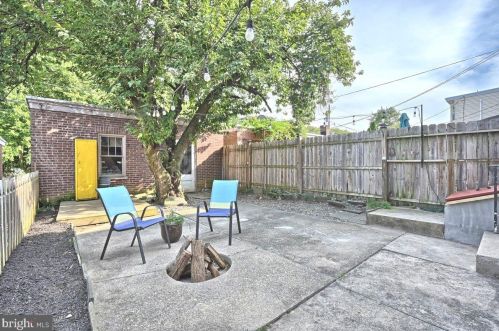 746 New Holland Ave, Lancaster PA 17602-2137 exterior