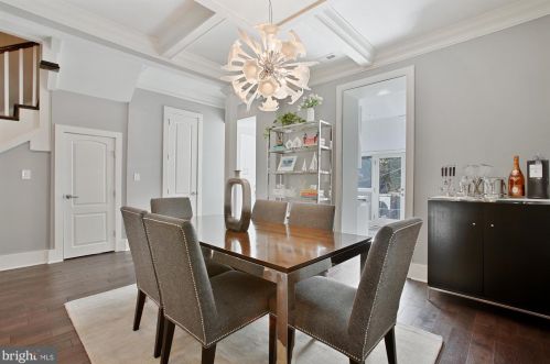 2208 Q St, Washington DC 20001-1955 exterior