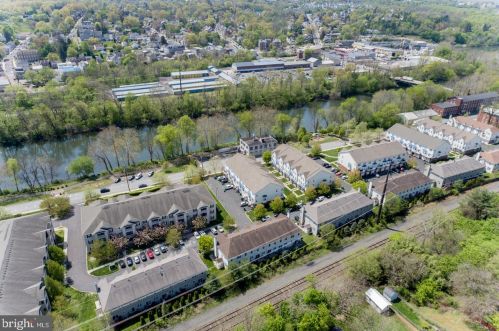 39 Cameron Ct, Limerick, PA 19468-2264