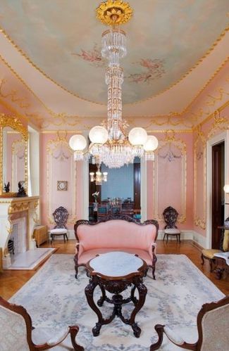 5501 Elgin St, Pittsburgh PA 15206-1432 exterior