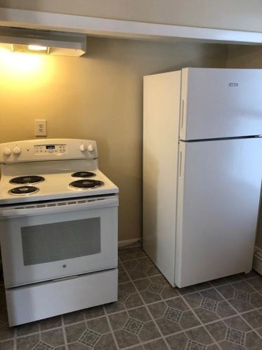 370 River St, Woonsocket RI 02895-1821 exterior