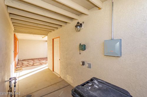 222 Cactus Loop, Green Valley AZ 85614-3113 exterior