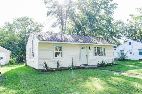 1014 Chrysler St, Kalamazoo MI  49048-2236 exterior