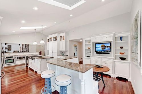 9615 Huntcliff Trce, Atlanta GA 30350-2615 exterior