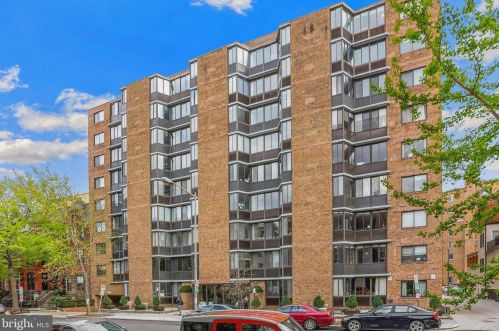 1718 P St, Washington DC  20036-1304 exterior