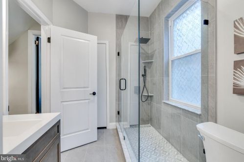 4425 Larchwood Ave, Philadelphia PA  19104-3915 exterior