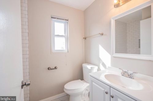 9615 New Hampshire Ave, Silver Spring MD 20905-3918 exterior