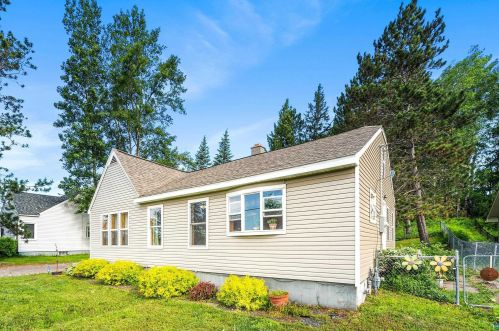 1525 Anderson Rd, Duluth MN 55811-5423 exterior