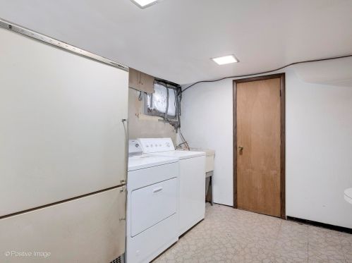 5102 Butterfield Rd, Hillside IL 60162-1433 exterior