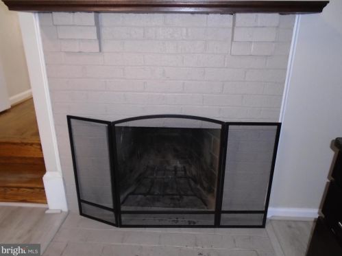 1503 Oronoco St, Alexandria VA  22314-2153 exterior