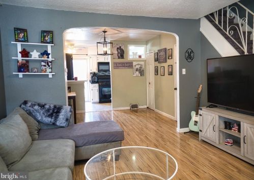 8617 Jackson St, Philadelphia PA  19136-2107 exterior