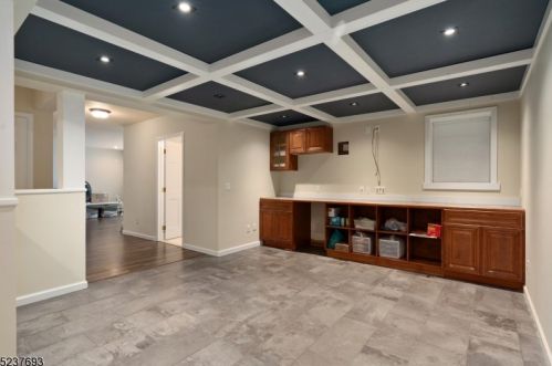 75 Hidden Glen Dr, Sparta NJ  07871-3843 exterior