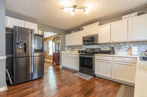 2948 Meadow Point Dr, Lithonia GA 30039-7767 exterior