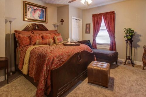 1837 Dorsey Ave, Atlanta GA 30344-6823 exterior