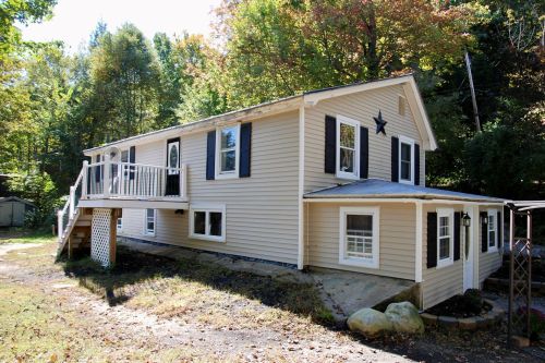32 Riverhill Ave, Concord, NH 03303-1500