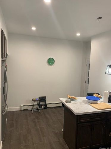 351 3 Ave, Mount Vernon NY 10550-3947 exterior