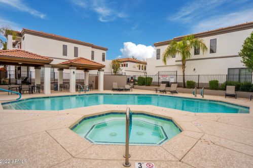 3150 Beardsley Rd, Phoenix AZ  85050-3560 exterior