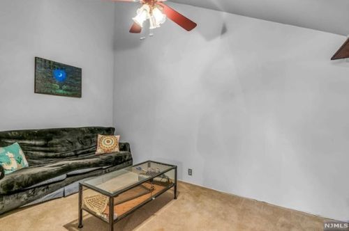 22 Amethyst Ln, Paterson NJ 07501-3364 exterior