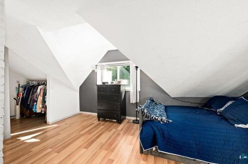 4892 Morris Thomas Rd, Duluth MN 55811-3749 exterior