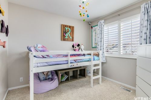 9178 Teton Est Dr, Taylorsville UT 84088-2311 exterior