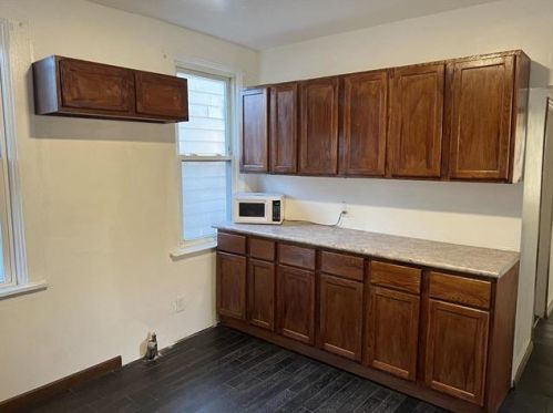 1956 16th St, Milwaukee WI  53204-3712 exterior