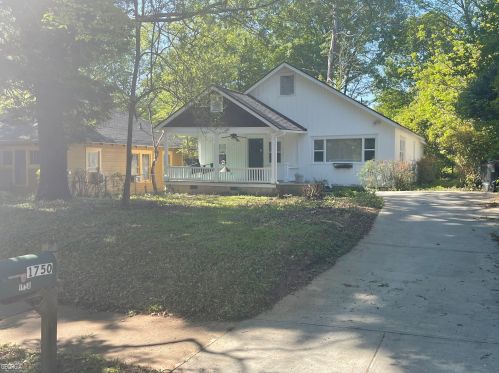 1750 Linwood Ave, Atlanta GA  30344-3159 exterior