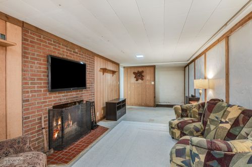 2512 Caton Farm Rd, Joliet IL 60435-1308 exterior