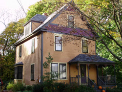 27 Bacon Pl, Newton, MA 02464-1003