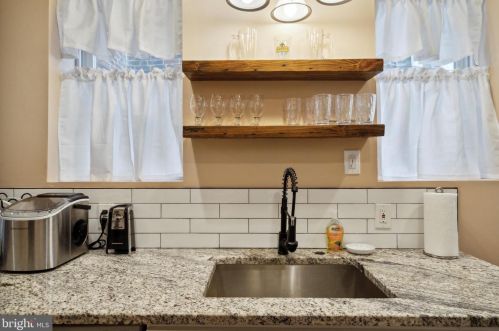 3138 Aramingo Ave, Philadelphia PA 19134-4516 exterior