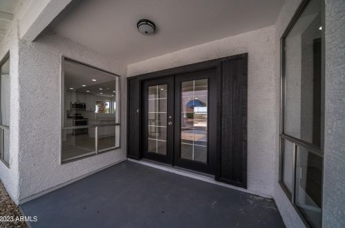 9605 Navajo Pl, Chandler AZ 85248-7119 exterior