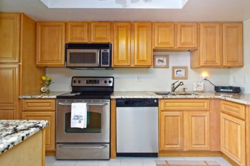 1351 Bayshore Dr, Fort Pierce, FL 34949-3083