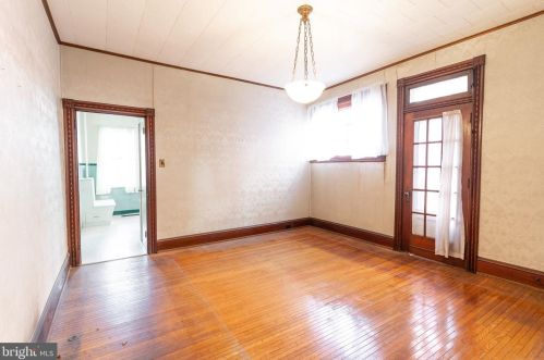 136 Pearl St, Lancaster PA 17603-3233 exterior