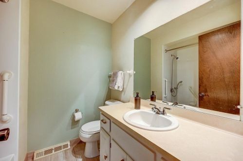 5718 24 St, Milwaukee WI 53204-1920 exterior