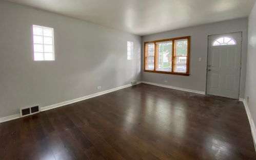 4932 Mcvicker Ave, Chicago IL  60630-1923 exterior