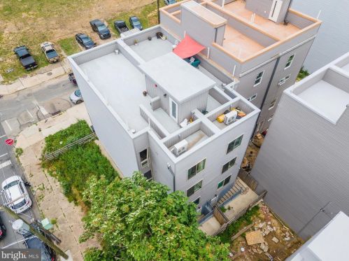 1405 8th St, Philadelphia PA 19122-3501 exterior