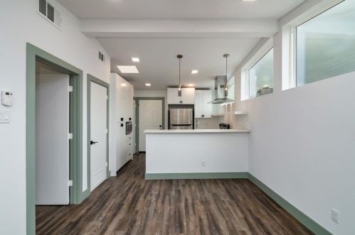 1430 Bennett Ave, Dallas TX  75206-7657 exterior