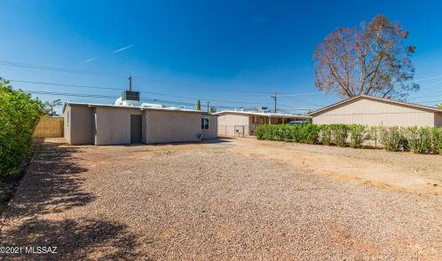 407 Alturas St, Tucson AZ  85705-4220 exterior