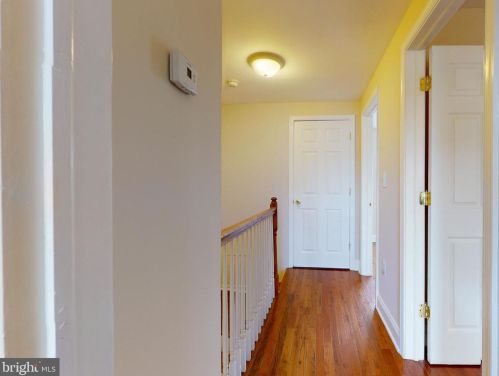 2720 10th St, Philadelphia PA 19133-1511 exterior