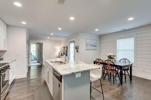 771 Clifton Rd, Atlanta GA  30316-2267 exterior