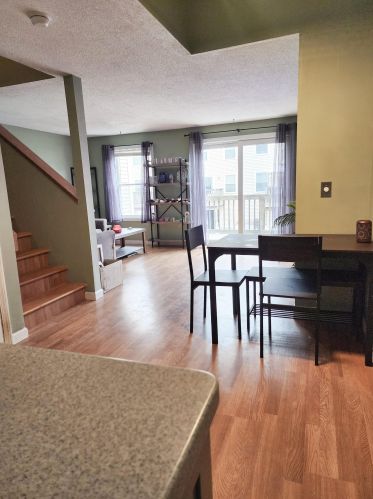 84 Modena Dr, Concord NH  03303-1550 exterior