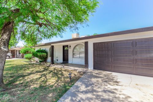 1326 Ivanhoe St, Chandler AZ  85225-5319 exterior