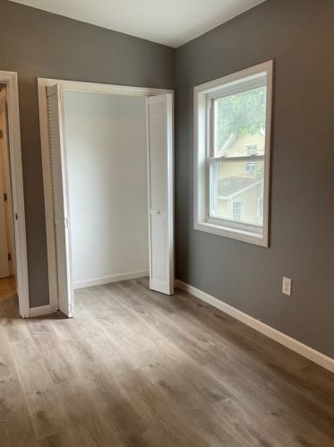 24 Ina St, Springfield MA  01109-2634 exterior