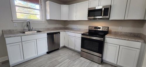 14 Forestwood Dr, Saint Louis MO 63135-2827 exterior