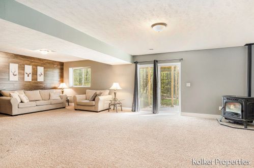 3470 Egner St, Cedar Springs MI 49319 exterior