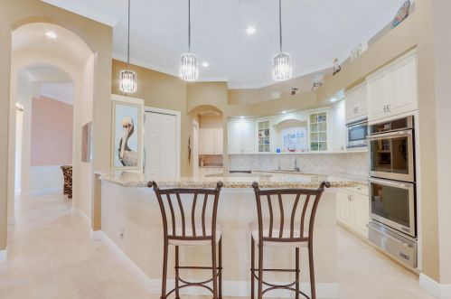 9328 Scarborough Ct, Fort Pierce FL  34986-3360 exterior