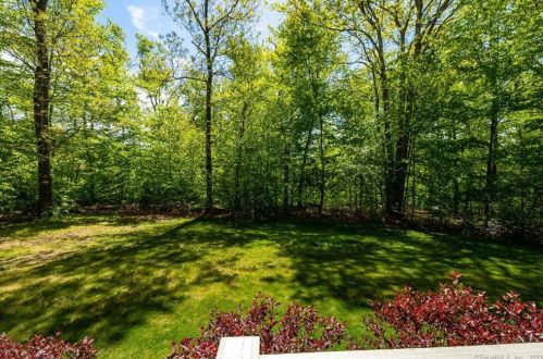 14 Chauncey Dr, Seymour CT 06478-1261 exterior