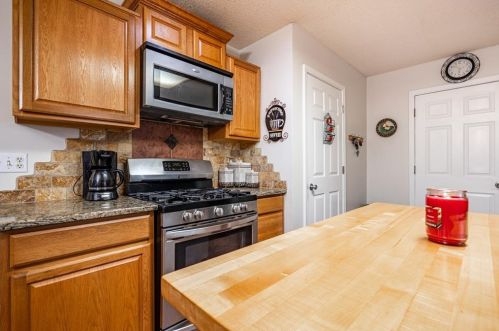 2862 Oakwilde Ct, Lithonia GA 30039-4914 exterior