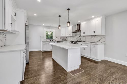 223 Wheelers Farms Rd, Milford CT 06461-1820 exterior