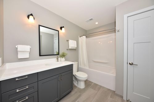 1908 Elmdale Ct, Milwaukee WI 53211-2342 exterior